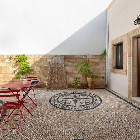 Villa Eleni With Hot Tub And Acropolis View Lindos  Exterior photo